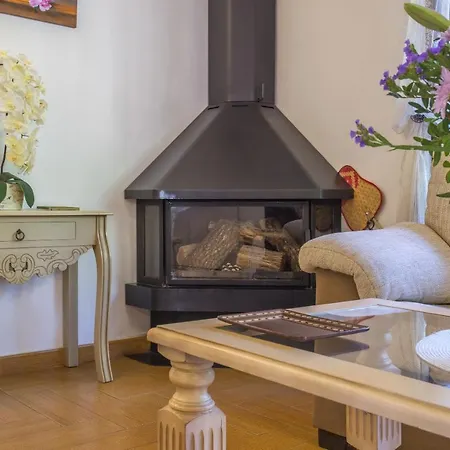Yukas Apartment
